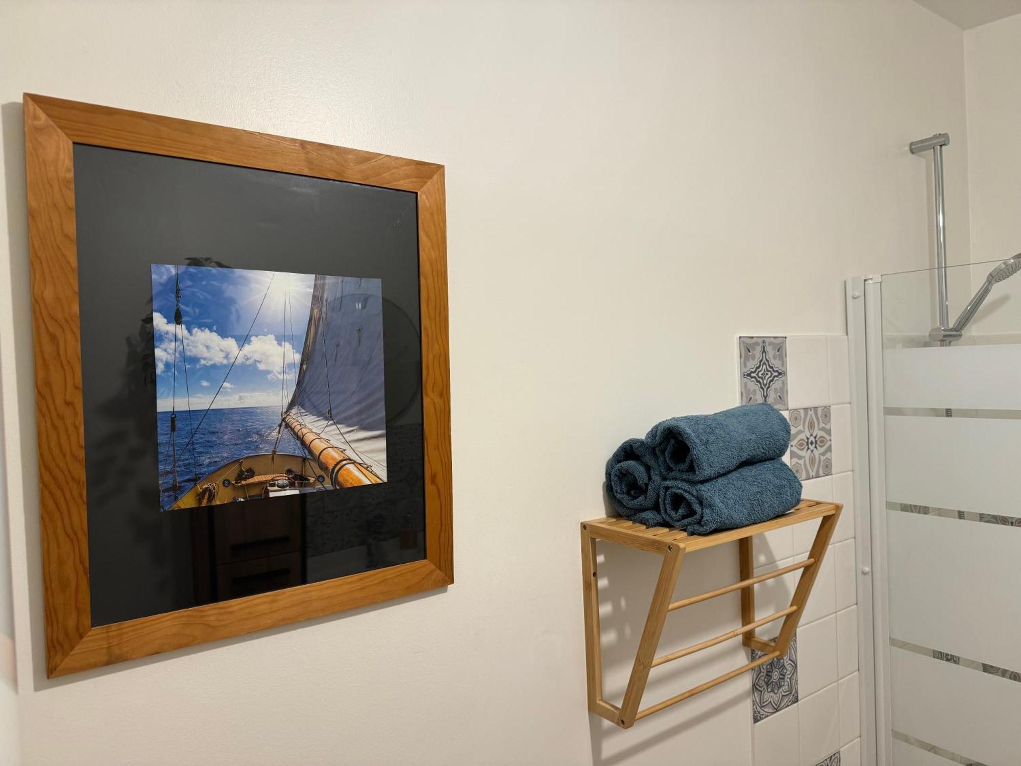 32 M2 Intra Muros - Wifi - Netflix - Bureau Apartment