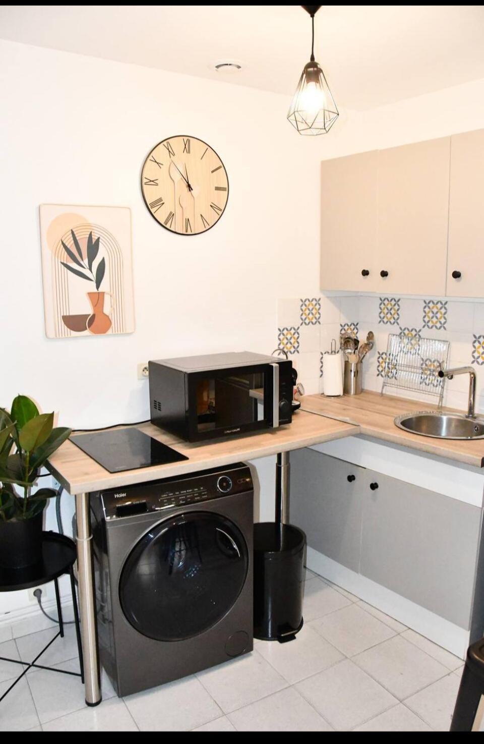 32 M2 Intra Muros - Wifi - Netflix - Bureau *